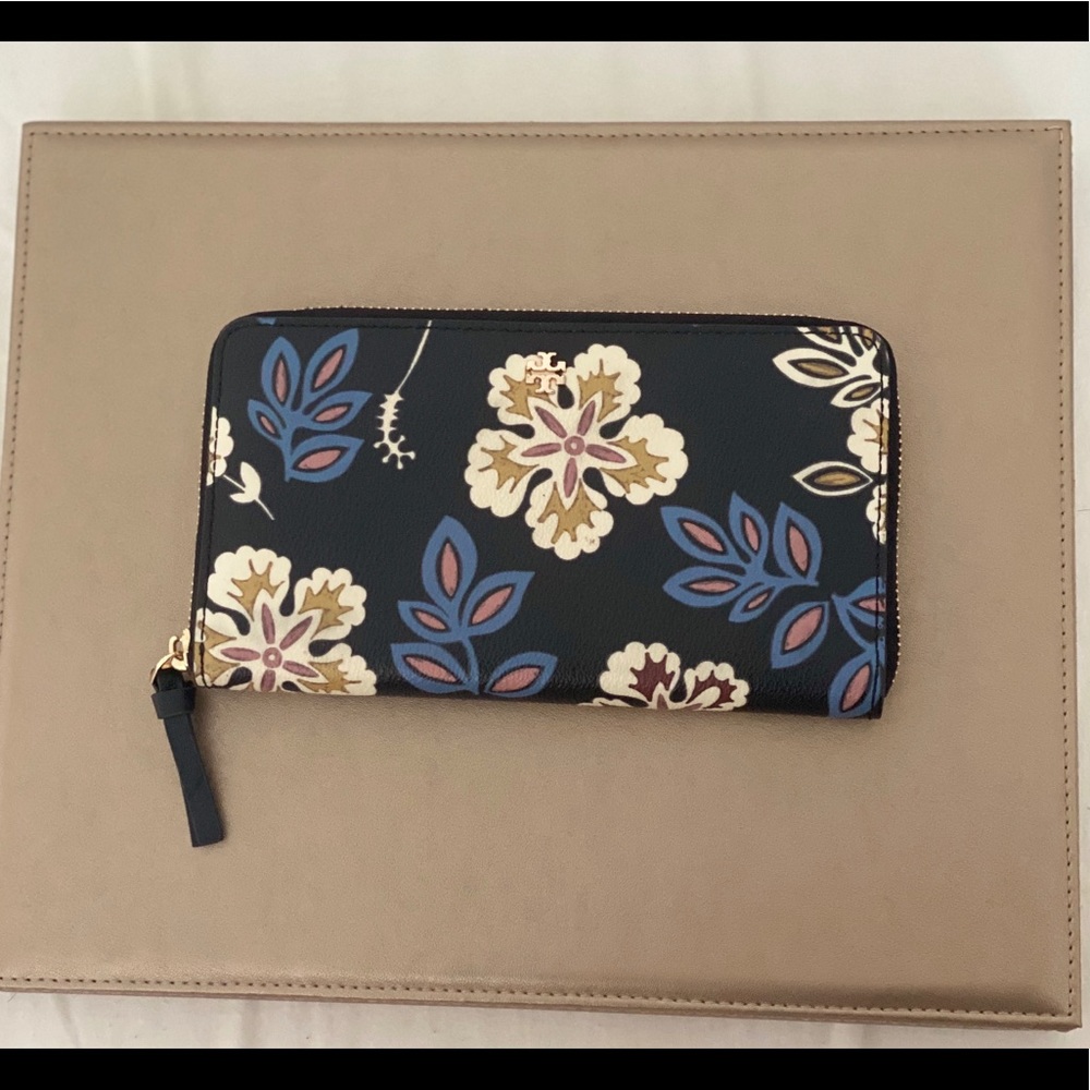 Original Wallet (Tory Burch)